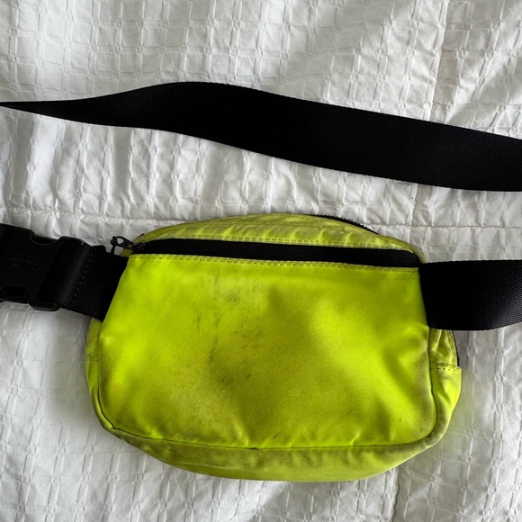 Lululemon Belt Bag - Picture 3 of 4